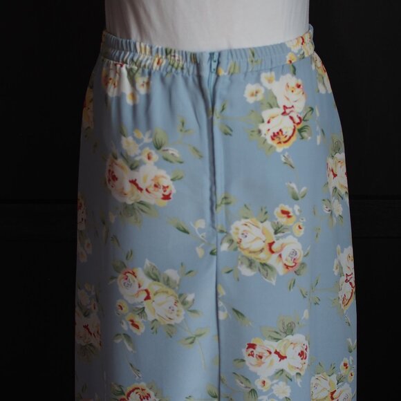 East West Fashions | Vintage Long Floral Skirt - Picture 6 of 6